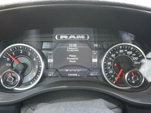 Used 2019 RAM 1500 Laramie image 12