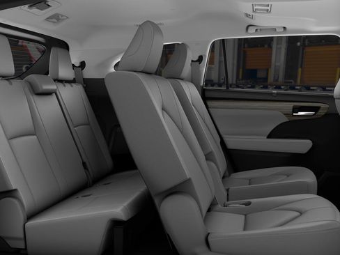 New 2026 Toyota Highlander Limited image 21