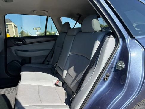 Used 2018 Subaru Outback 2.5i Limited AWD/4WD image 20