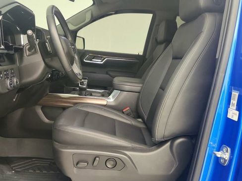 Certified 2025 Chevrolet Silverado 1500 LT Trail Boss w/ Convenience Package II AWD/4WD image 15