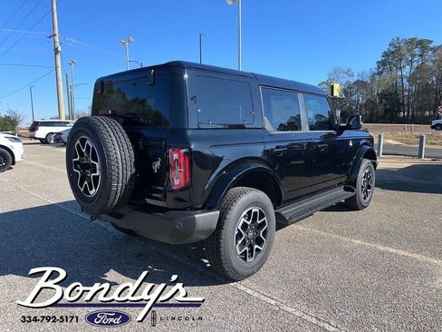New 2025 Ford Bronco Outer Banks image 12