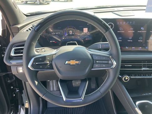 New 2026 Chevrolet Traverse LT w/ Enhanced Driving Package image 19