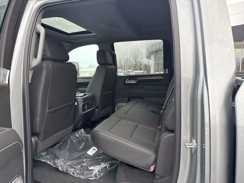 New 2026 GMC Sierra 3500 Denali w/ Denali Reserve Package image 10