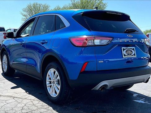 Used 2021 Ford Escape SE w/ Cold Weather Package AWD/4WD image 5