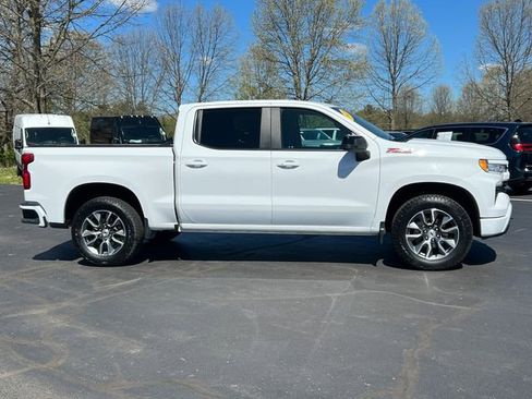 Used 2023 Chevrolet Silverado 1500 RST AWD/4WD image 44