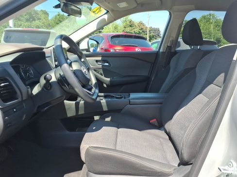 Certified 2022 Nissan Rogue SV AWD/4WD image 11
