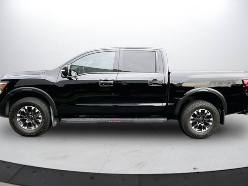Used 2023 Nissan Titan PRO-4X w/ Pro-4x Convenience Package AWD/4WD image 5