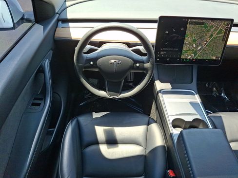 Used 2022 Tesla Model Y Performance AWD/4WD image 4