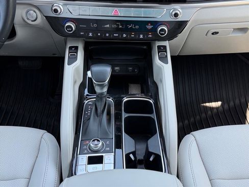 New 2025 Kia Telluride S AWD/4WD image 20