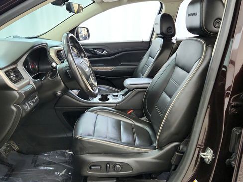 Used 2021 GMC Acadia Denali w/ Denali Ultimate Package AWD/4WD image 21