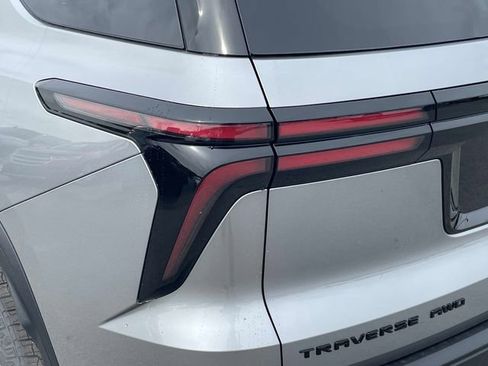 New 2026 Chevrolet Traverse Z71 w/ Enhanced Driving Package image 10