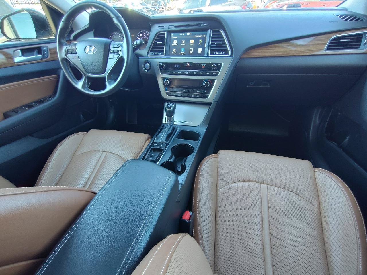 Used 2015 Hyundai Sonata Limited w/ Option Group 06 FWD image 42
