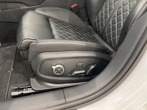 Used 2024 Audi S4 Premium Plus w/ Premium Plus Package image 10