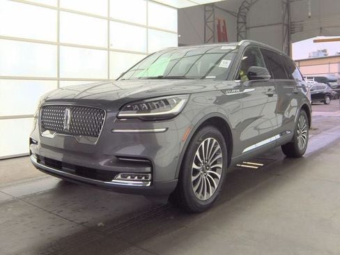 Used 2021 Lincoln Aviator Reserve w/ Equipment Group 201A AWD/4WD image 21