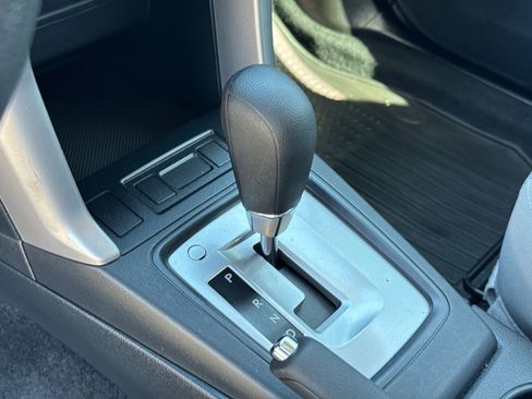 Used 2017 Subaru Forester 2.5i w/ Alloy Wheel Package image 16