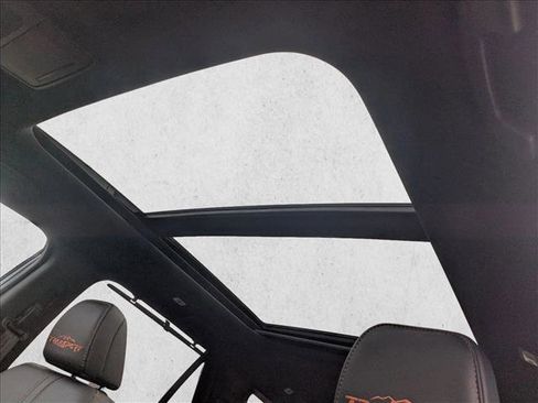 New 2025 Honda Pilot TrailSport image 15