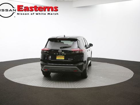 Used 2022 Nissan Rogue SV AWD/4WD image 32