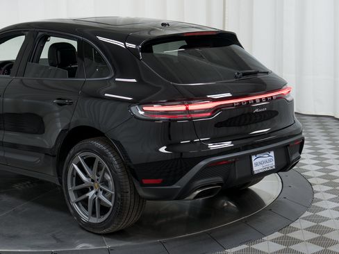 New 2026 Porsche Macan image 31