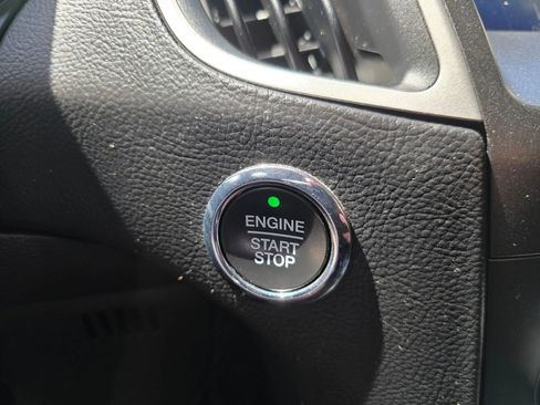 Used 2020 Ford Edge SEL FWD image 28