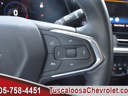 Used 2024 Chevrolet Trax ACTIV w/ Sunroof Package image 28