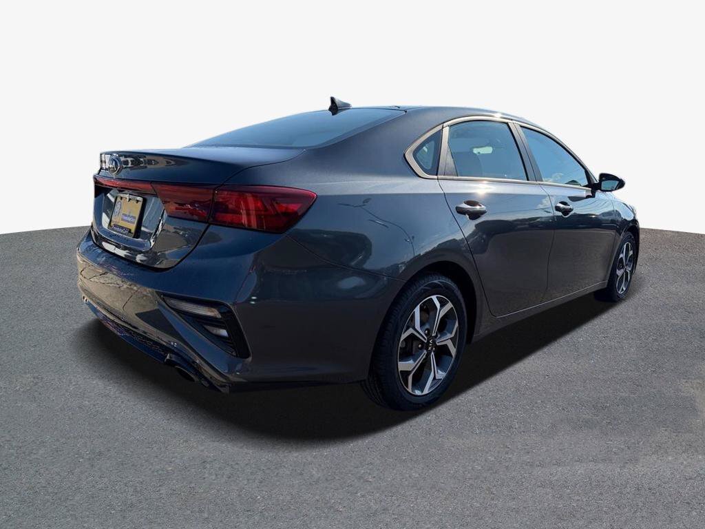 Used 2021 Kia Forte LXS FWD image 4