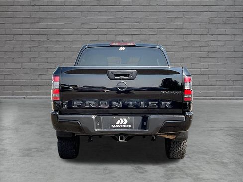 Used 2022 Nissan Frontier SV AWD/4WD image 6