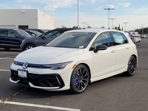 New 2026 Volkswagen Golf w/ Euro Style Package AWD/4WD image 9