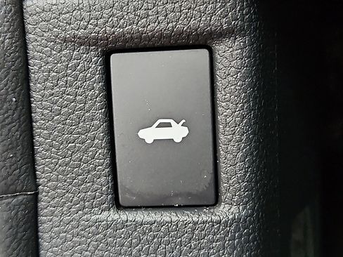 Used 2024 Honda Accord LX image 25