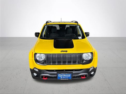 Used 2023 Jeep Renegade Trailhawk AWD/4WD image 3