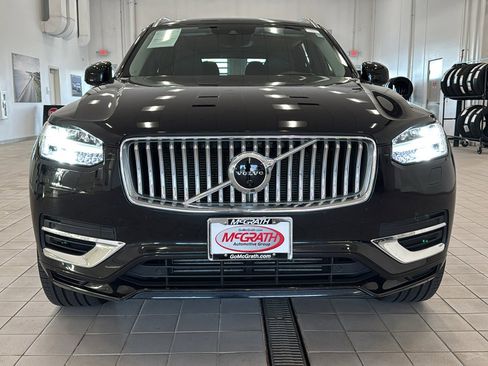 Used 2022 Volvo XC90 T8 Inscription image 10