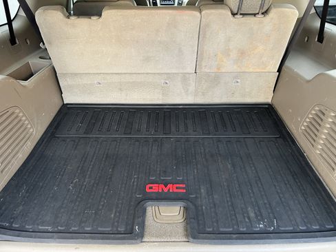 Used 2018 GMC Yukon XL SLT w/ HD Trailering Package image 17