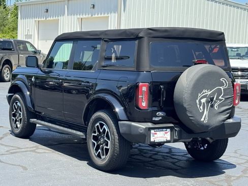 Used 2023 Ford Bronco Outer Banks image 13