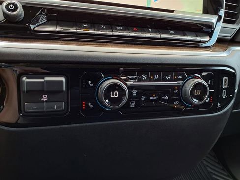 New 2026 Chevrolet Silverado 1500 LT image 19