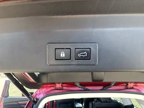 Certified 2024 Subaru Ascent Touring AWD/4WD image 20