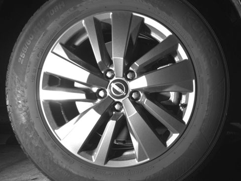 Used 2025 Nissan Pathfinder SV FWD image 16