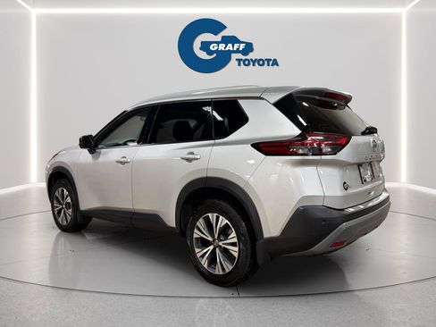 Used 2021 Nissan Rogue SV w/ Premium Package AWD/4WD image 10