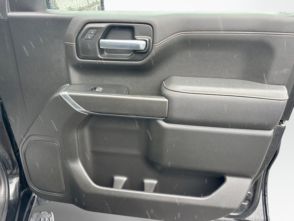 Used 2021 GMC Sierra 1500 AT4 AWD/4WD image 15