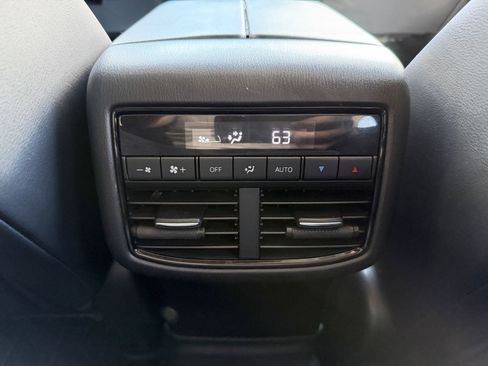 Used 2018 MAZDA CX-9 Touring w/ Touring Premium Package AWD/4WD image 25