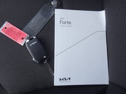 Used 2023 Kia Forte LXS image 30
