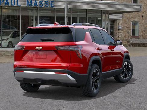 New 2026 Chevrolet Equinox LT image 4