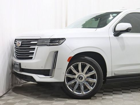 Used 2024 Cadillac Escalade Premium Luxury Platinum w/ Heavy-Duty Trailer Package image 3