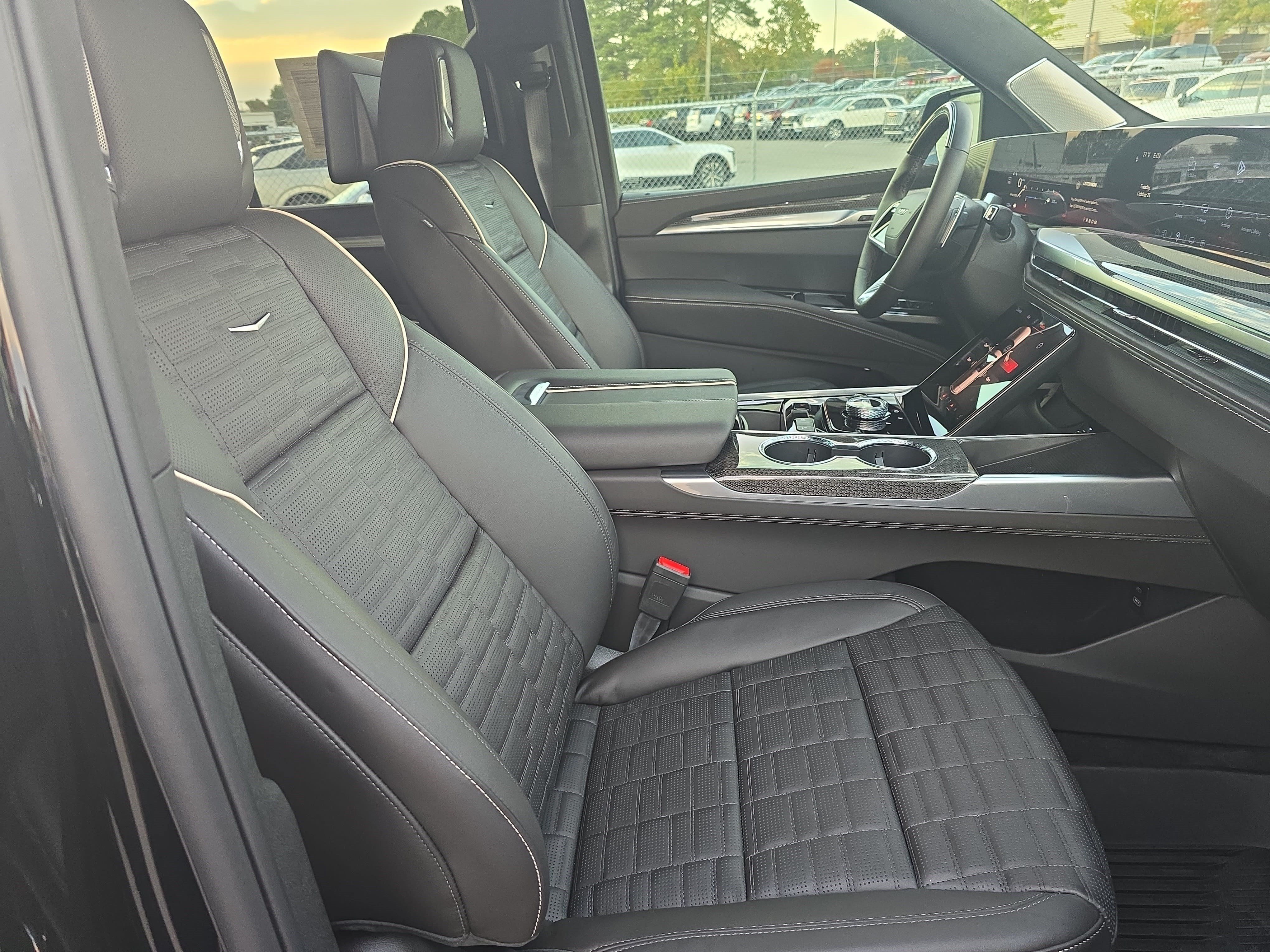 Certified 2026 Cadillac Escalade V AWD/4WD image 10