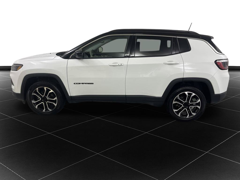 Used 2022 Jeep Compass Limited AWD/4WD image 2