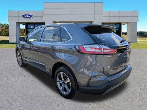 Certified 2023 Ford Edge SEL w/ Convenience Package AWD/4WD image 6