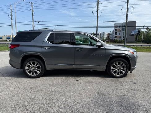 Used 2018 Chevrolet Traverse Premier w/ Driver Confidence II Package FWD image 7