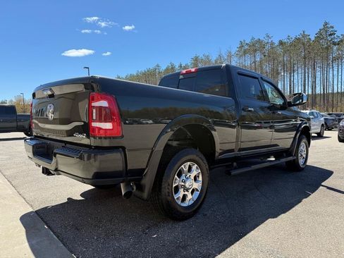 Used 2022 RAM 2500 Laramie AWD/4WD image 5