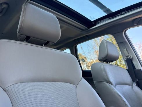 Used 2016 Subaru Forester 2.5i Limited image 17