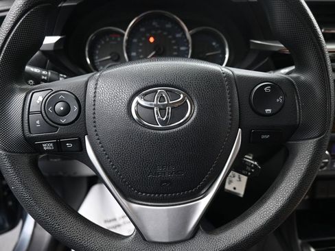 Used 2014 Toyota Corolla LE image 20