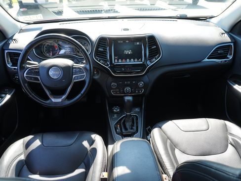 Used 2020 Jeep Cherokee Limited AWD/4WD image 26