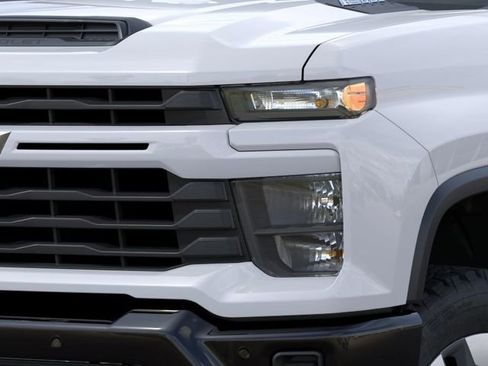 New 2026 Chevrolet Silverado 2500 Custom AWD/4WD image 10